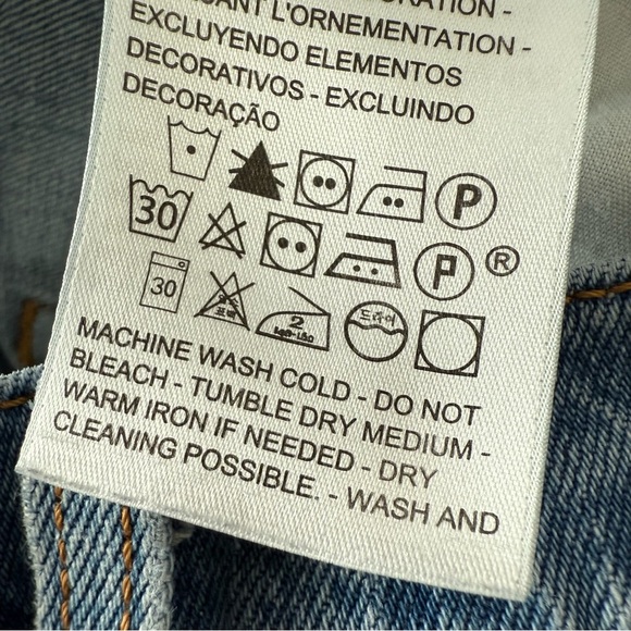 Levi’s Wedgie Straight Leg Denim Medium Wash Mid Rise Classic Western Size 24 - Picture 12 of 12